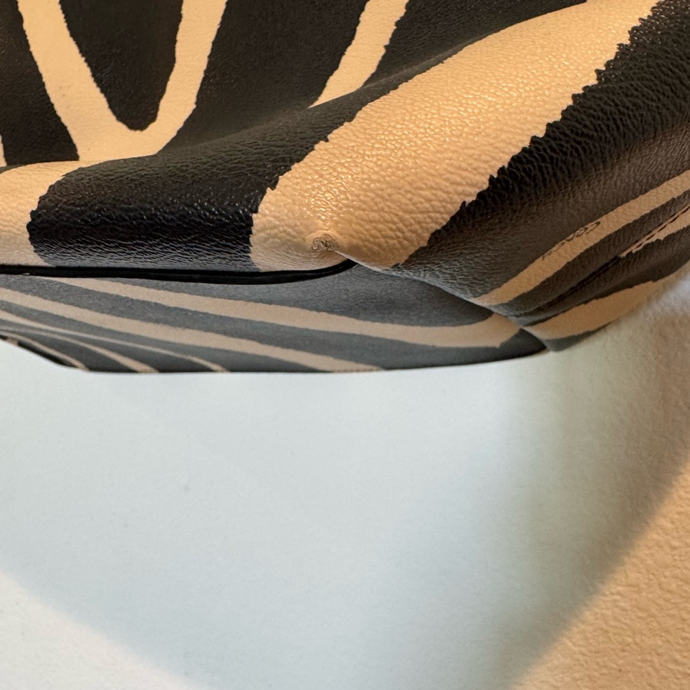 Coach Black Zebra Striped Women's tote bag - Picture 6 of 9